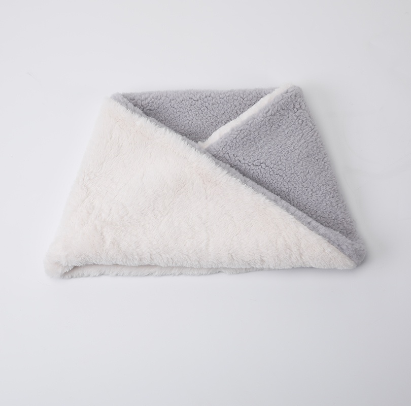 人造毛拼接圍脖