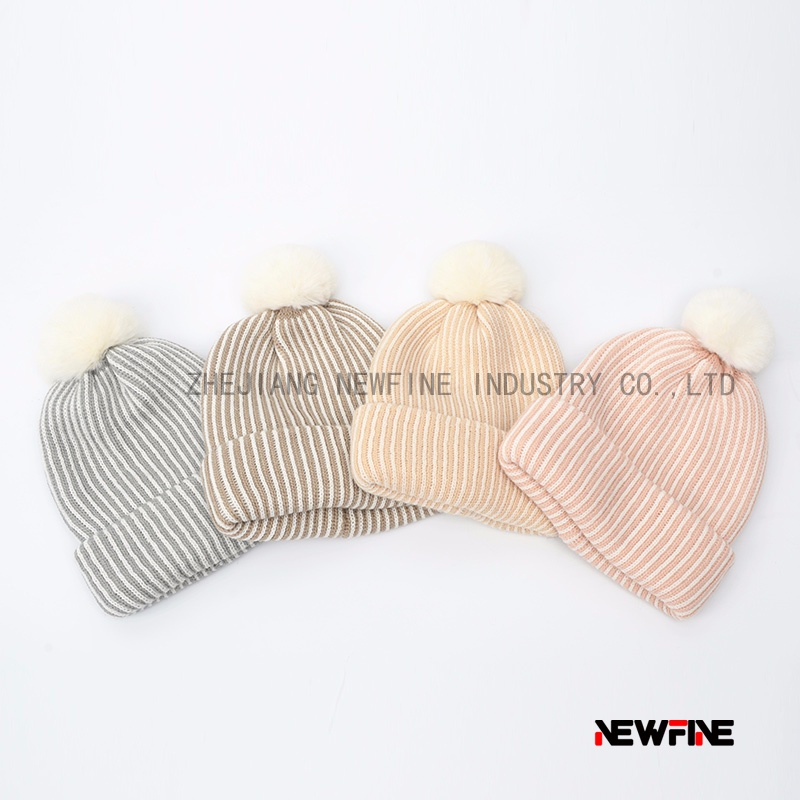 仿兔毛毛球針織豎條紋柔軟女士帽子